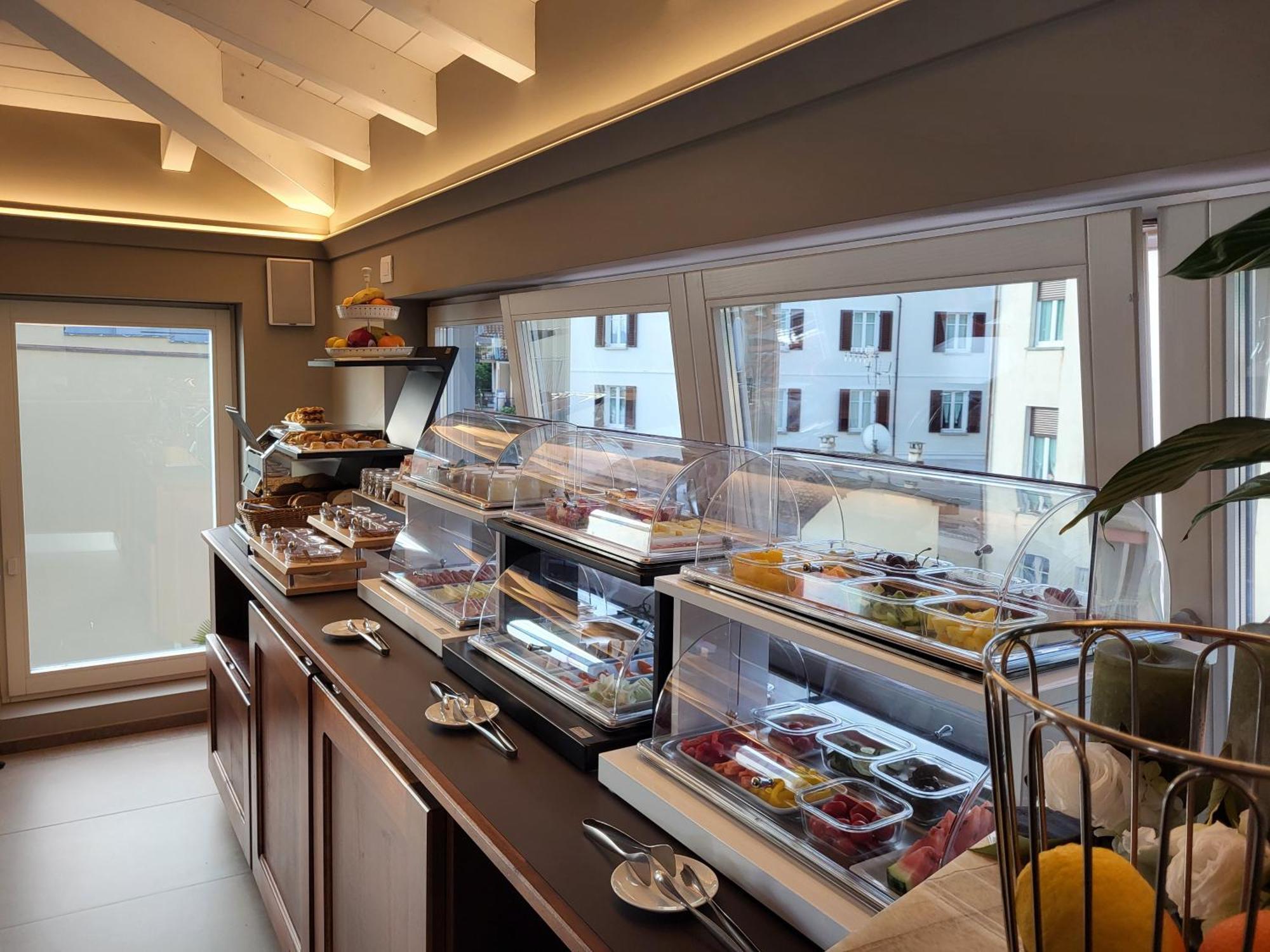 Sempione Boutique Hotel Stresa Esterno foto